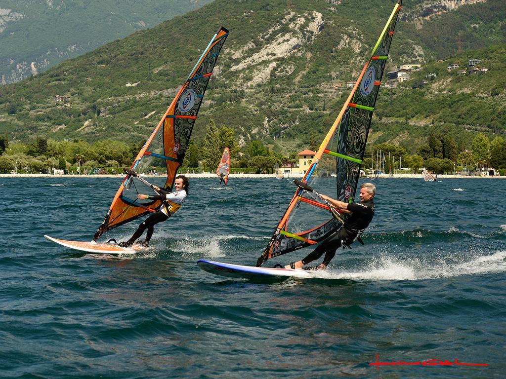 Hotel Lido Blu - Surf & Bike Torbole Sul Garda Екстер'єр фото
