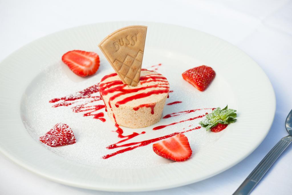 Hotel Lido Blu - Surf & Bike Torbole Sul Garda Екстер'єр фото