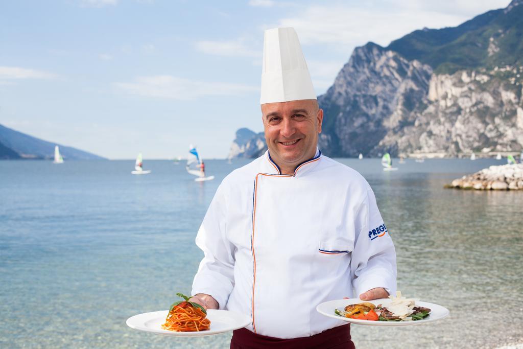 Hotel Lido Blu - Surf & Bike Torbole Sul Garda Екстер'єр фото
